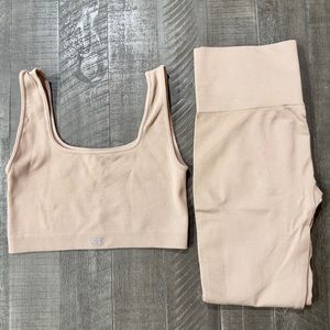 Set Active Sports Bra and Leggings